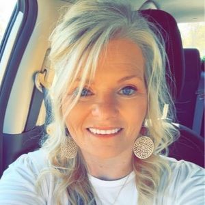 Meet your Posher, Misty